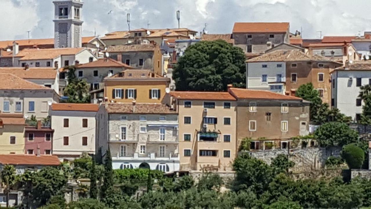 Ferienhaus Topic Vrsar Bagian luar foto