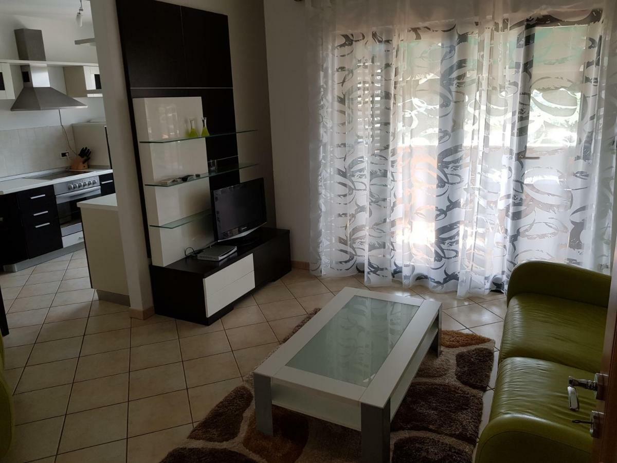 Ferienhaus Topic Vrsar Bagian luar foto