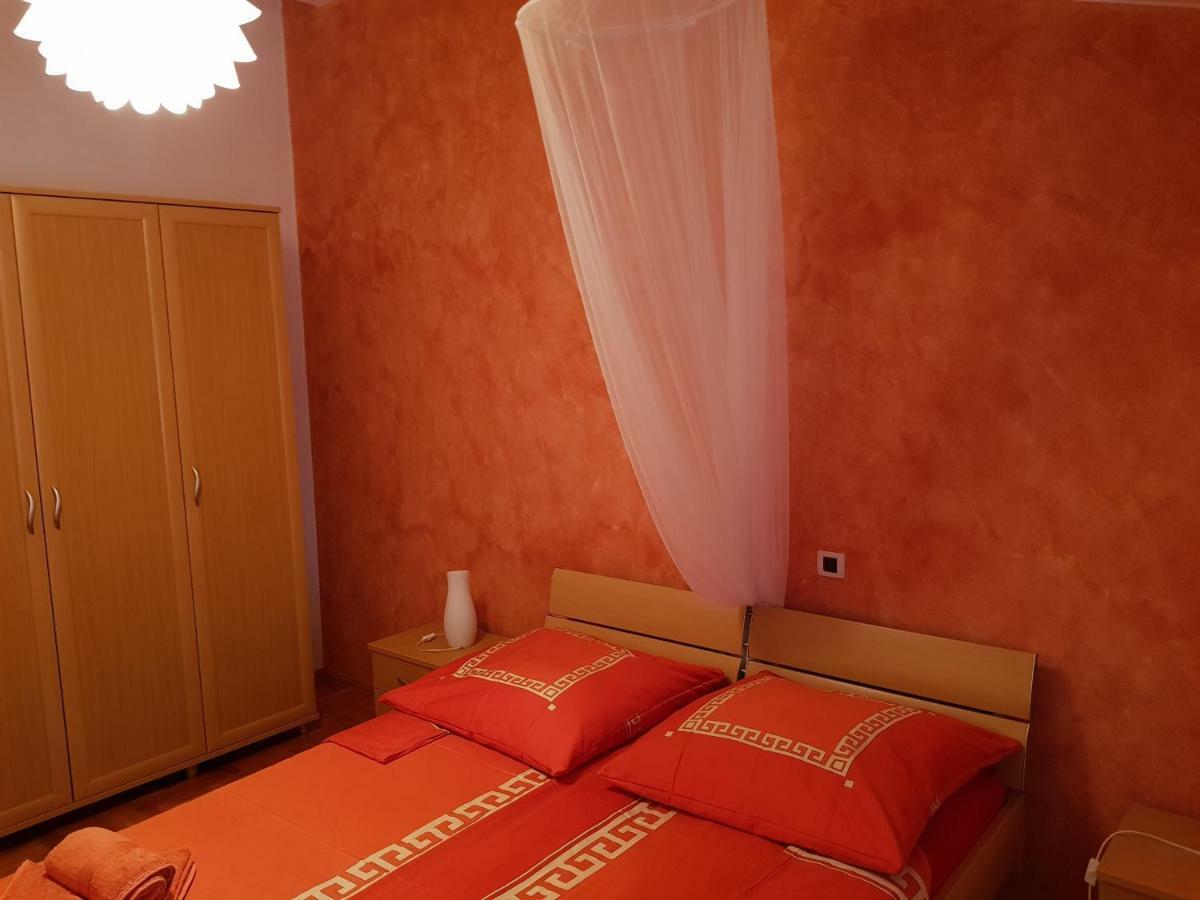 Ferienhaus Topic Vrsar Bagian luar foto