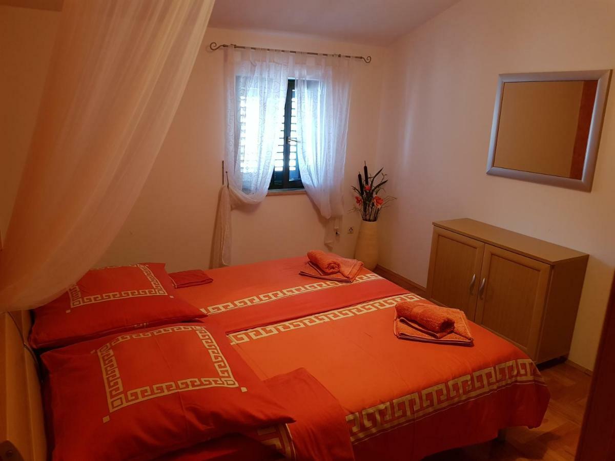 Ferienhaus Topic Vrsar Bagian luar foto